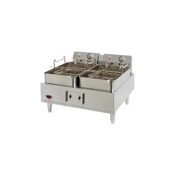 Wells F-30 30lb. 208/240V Electric Countertop Fryer 24"W
