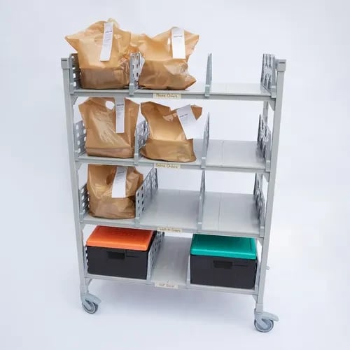 Cambro Camshelving CPM244867FX3480 4-Tier Speckled Gray Mobile Flex Station 24"W X 48"L X 67"H