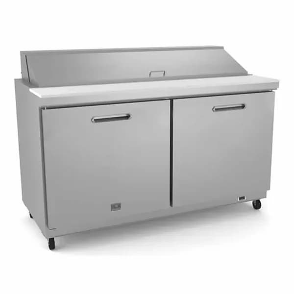 Kelvinator KCHST60.16 16-Pan 2-Door Sandwich Prep Table 61-1/4"W